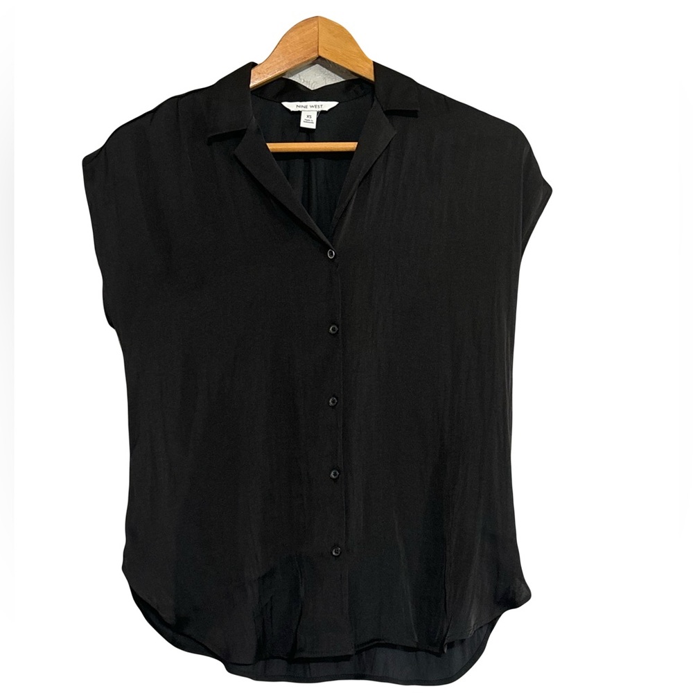 Nine West Black Boxy Cap Sleeve Button Down Shirt